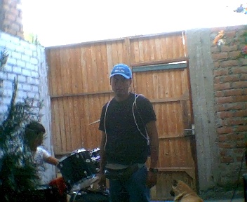 20060420194236-apr20-03.jpg